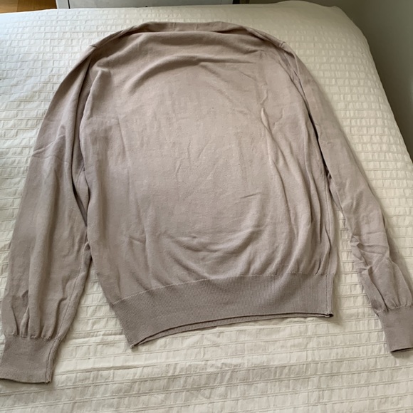 Men’s Sweater - Picture 2 of 6